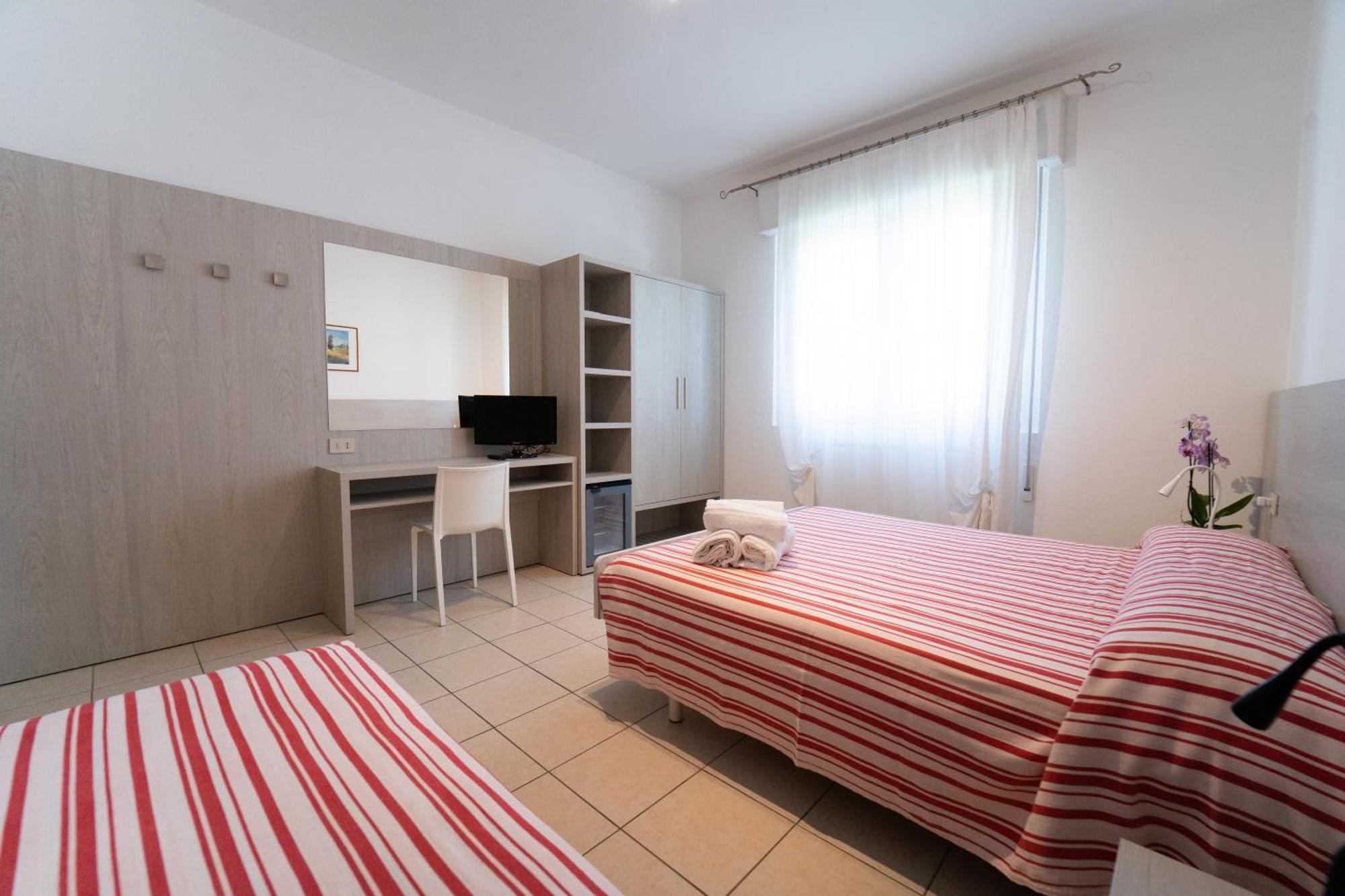 Hotel Dafne Punta Marina Ngoại thất bức ảnh